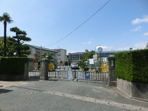 アールハウスⅡ 小学校