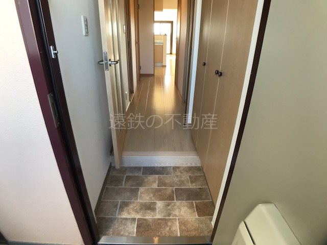 サンクレウェンズⅡ 玄関