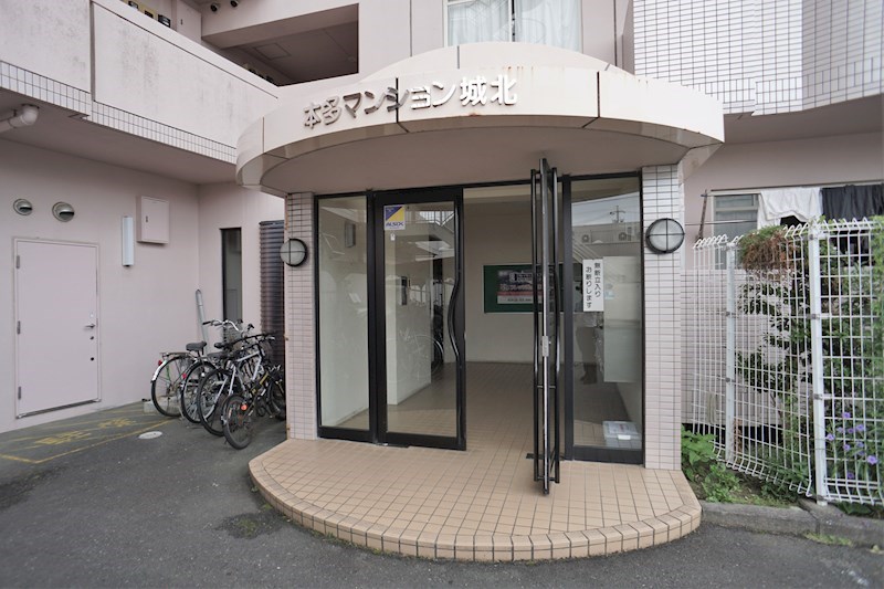 ヒューゲル城北 エントランス
