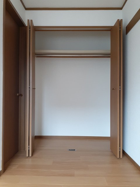 メイプルハウスＢ 収納