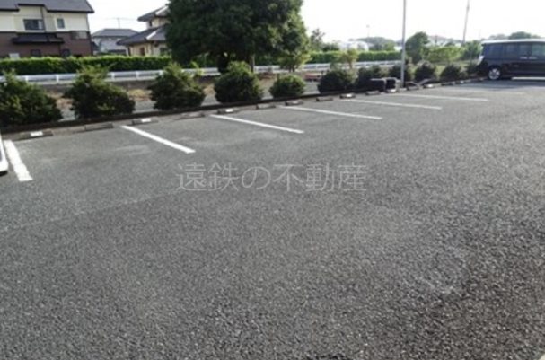 サンセール 駐車場