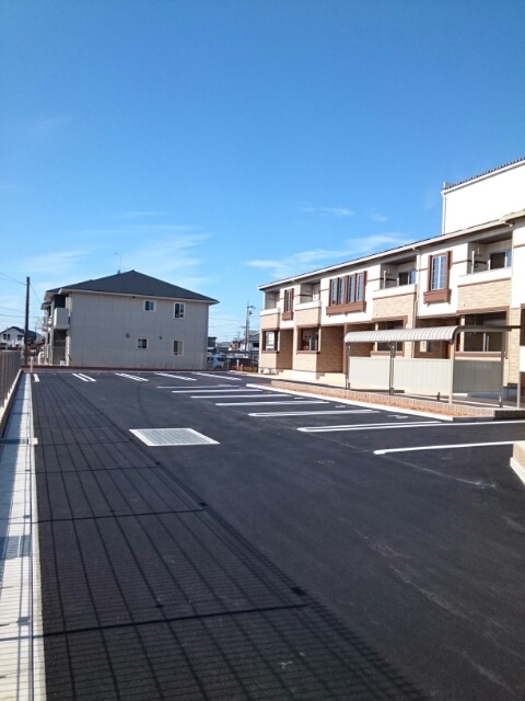 アメヤＭＲⅡ 駐車場