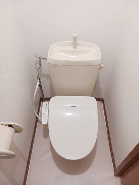 フローラエリカＢ トイレ