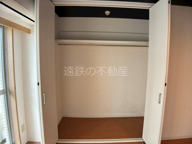エンブレム元浜 収納