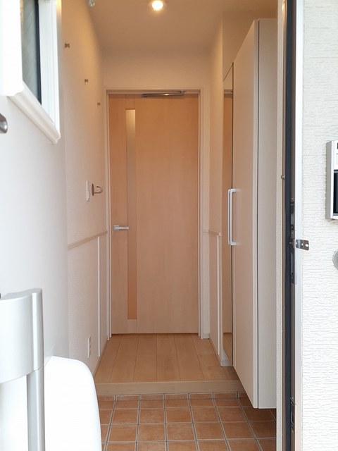 クレイン 玄関