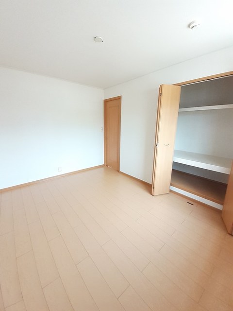 ヒカリ その他