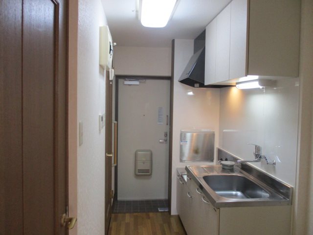 Cynthia山下（シンシアヤマシタ） 玄関
