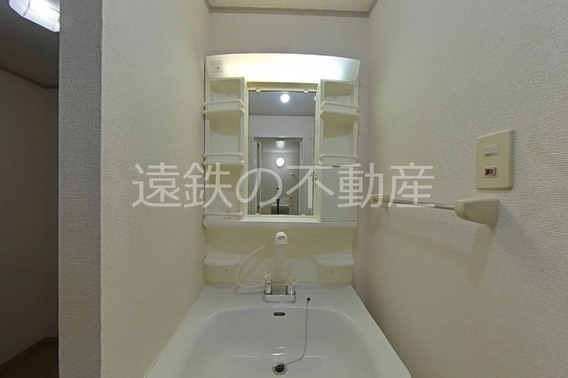 曳馬6丁目貸家 洗面所