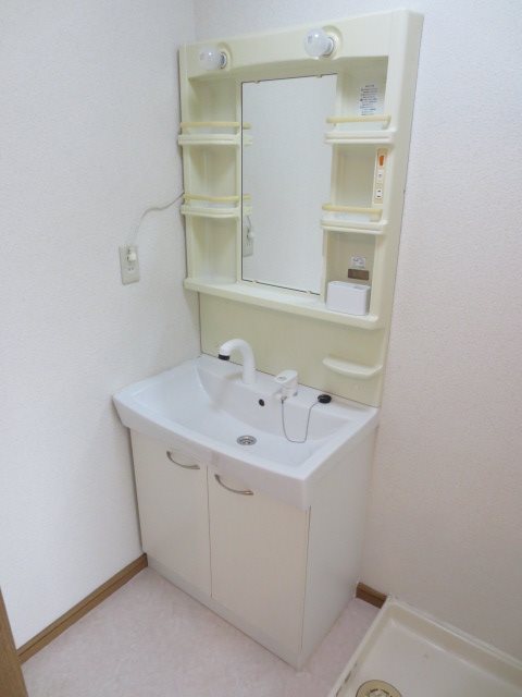 モンターニュⅡ番館 洗面所