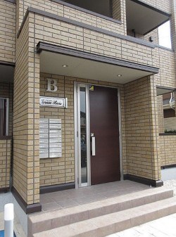 グランボア　B エントランス