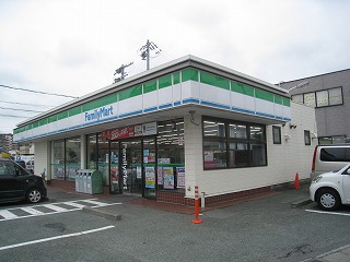 ユズの木 コンビニ