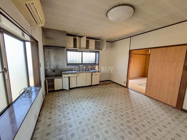 国府台本町貸家 収納