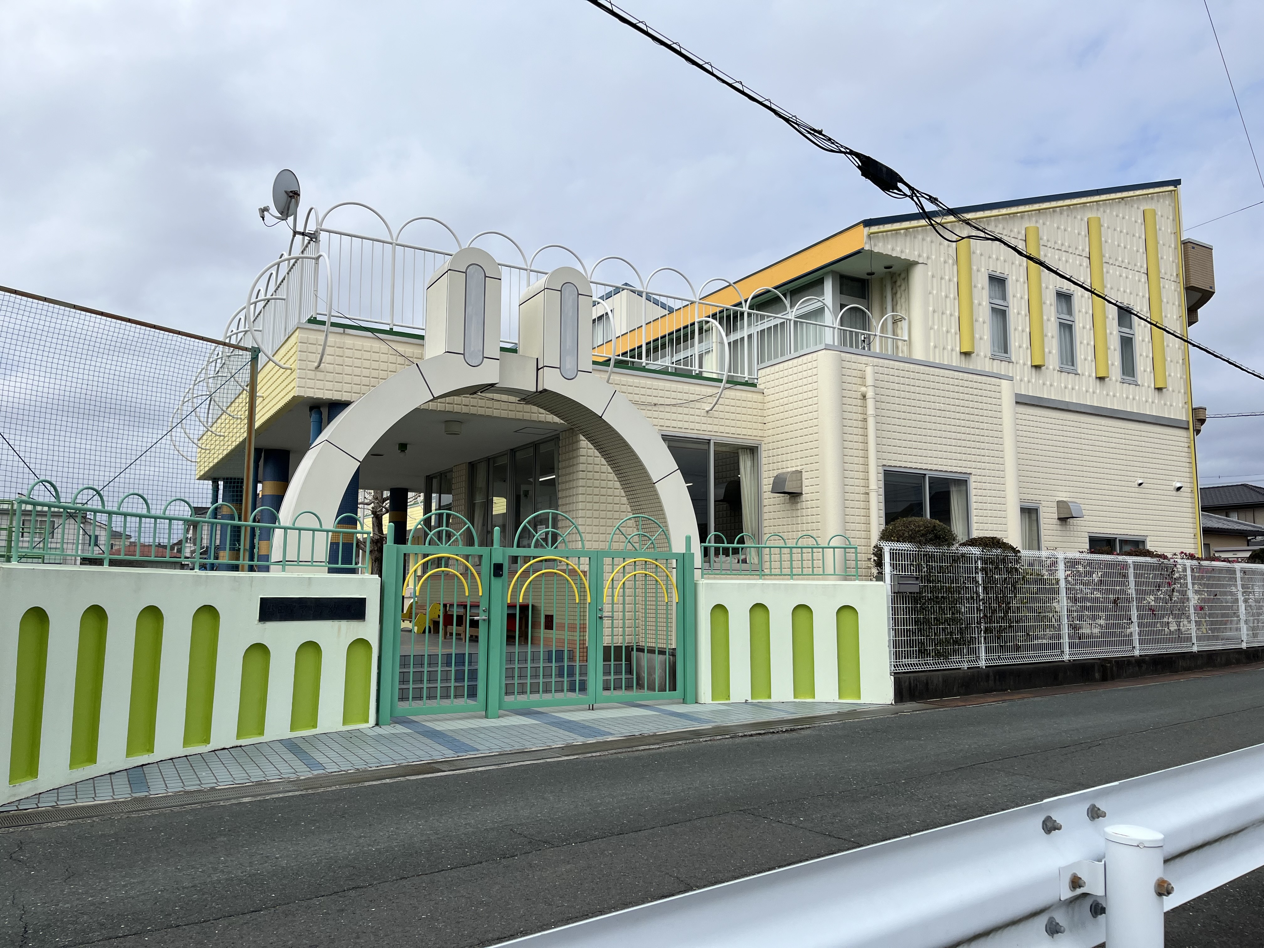 国府台本町貸家 幼稚園