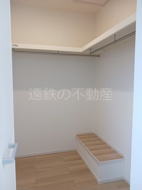 若林レジデンス 収納