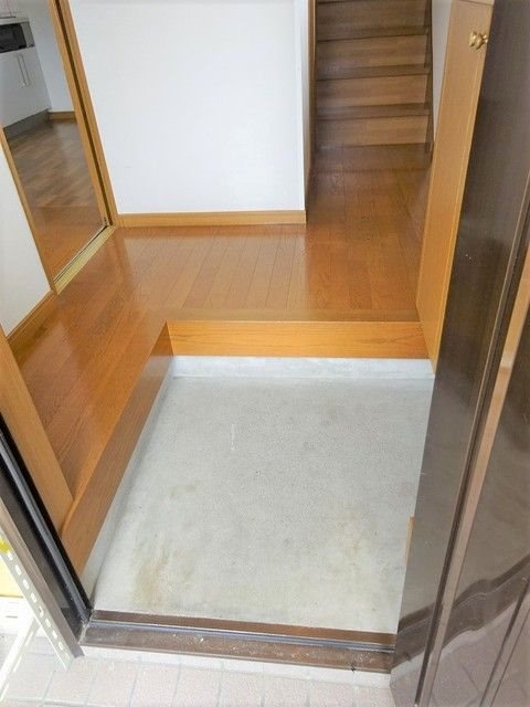 テラスハウス０の３乗 玄関