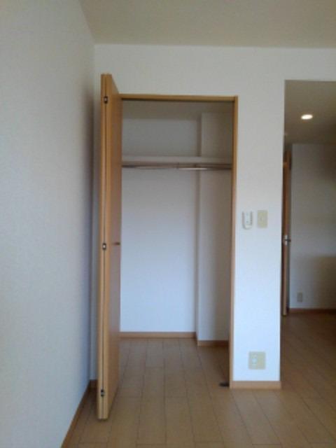 イーストワン 収納