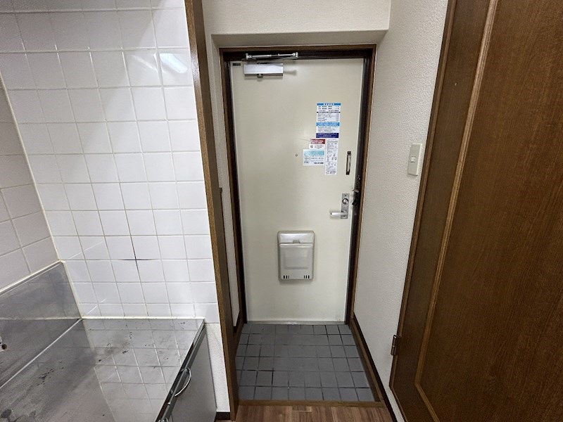 ビアンクルー 玄関