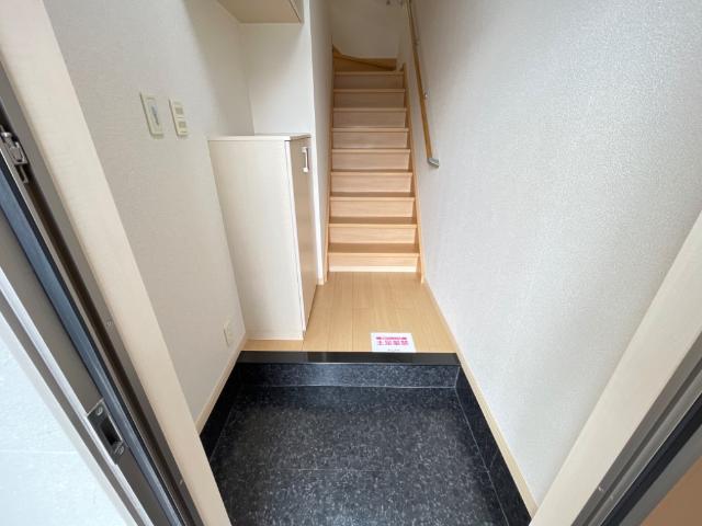 ウィング 玄関