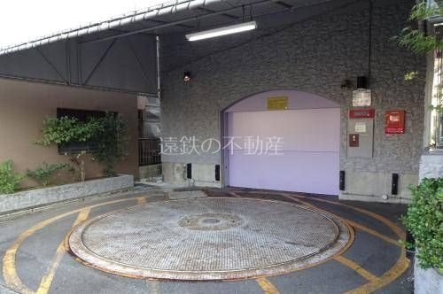 リアライズ山下町 駐車場