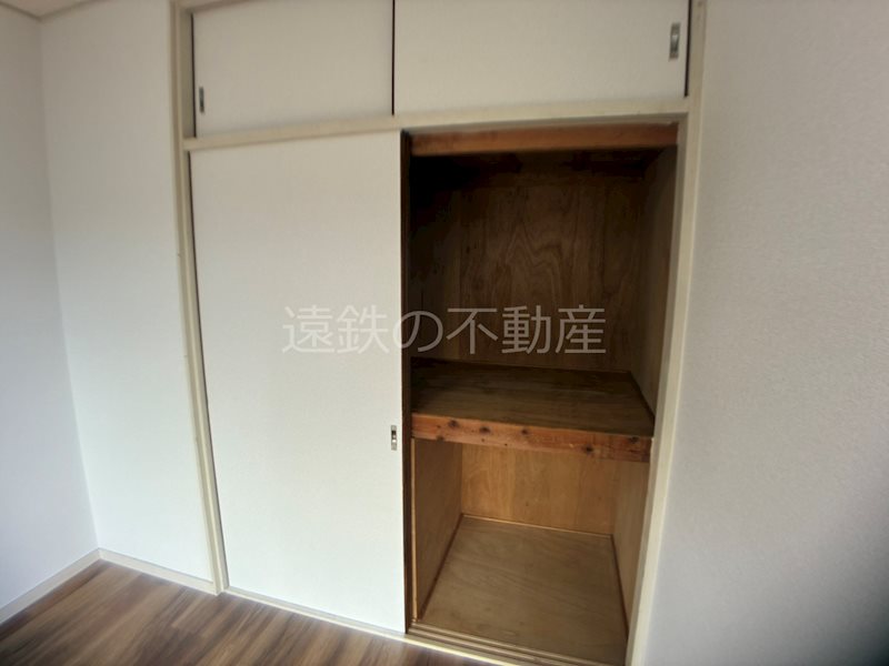 市野町貸家 収納