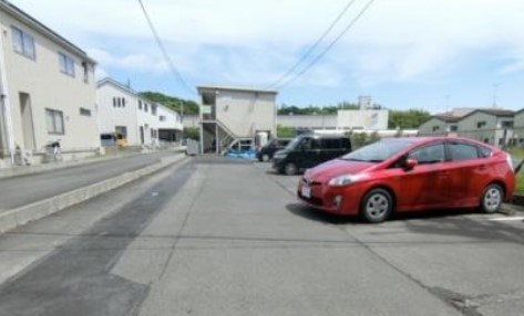 フェリース 駐車場