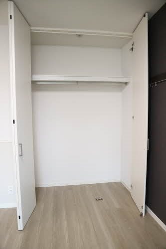 クラウン高林 収納