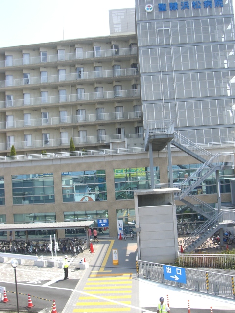 クラウン高林 総合病院