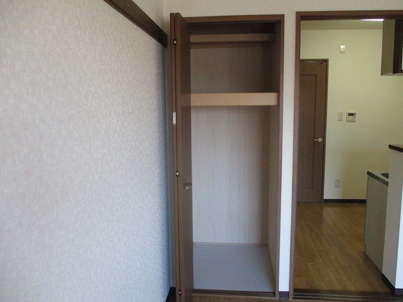 オリーブ住吉 収納