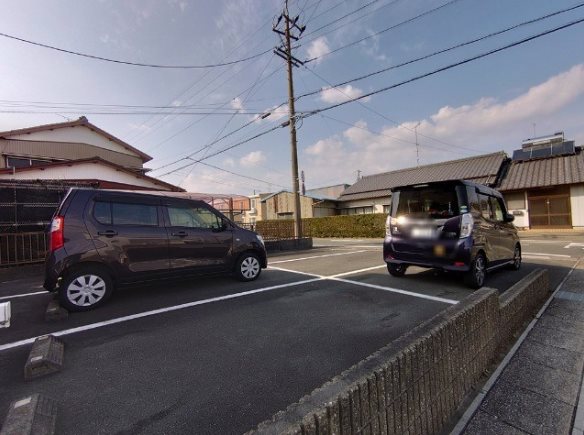 エスペランスC 駐車場