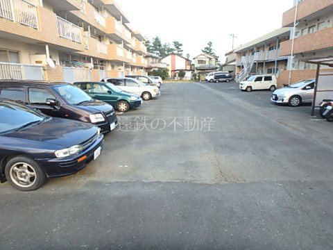 ヴィラスカラ 駐車場