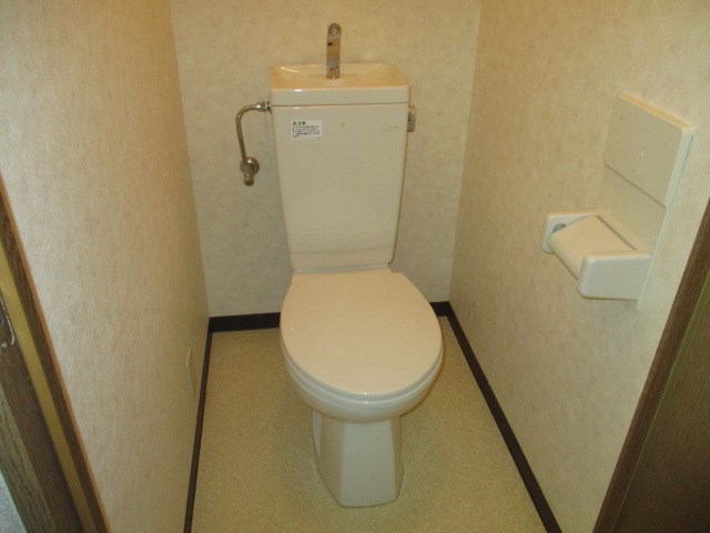 プロバンス半田山 トイレ
