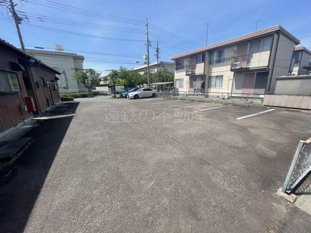 松浦アパート 駐車場