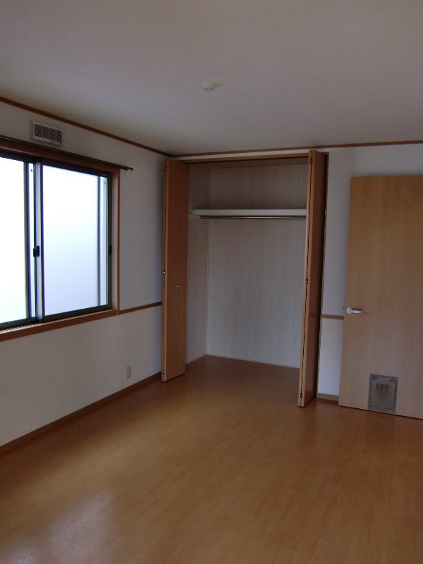 ウィステリア 収納