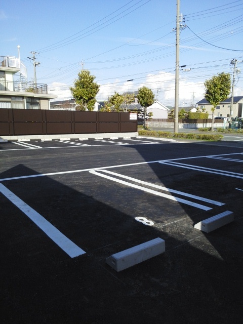 アルタコッリーナファイブ 駐車場