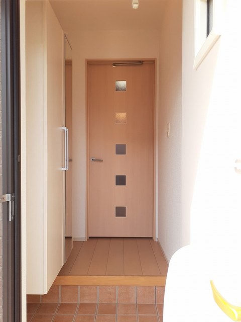 サン・エテルノ 玄関