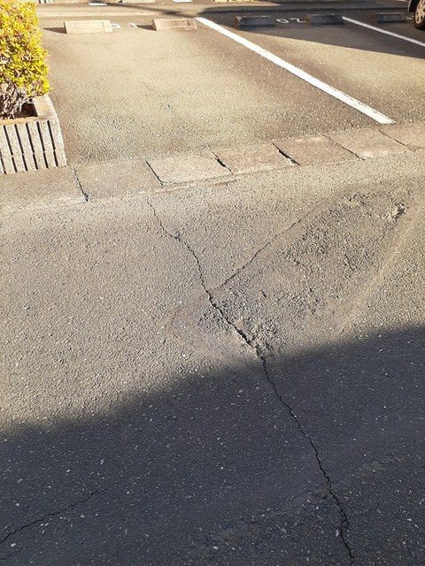 ゆーゅ 駐車場