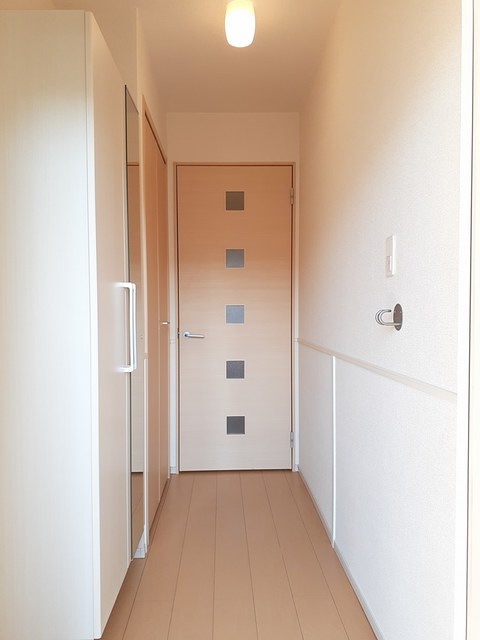 リアン国府台 玄関