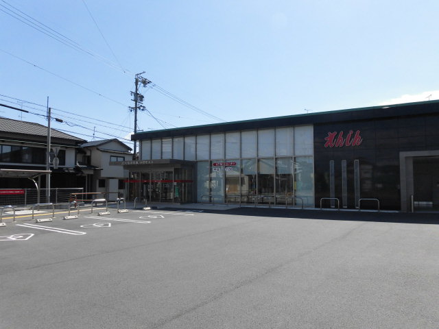 グランシャリオＢ 銀行