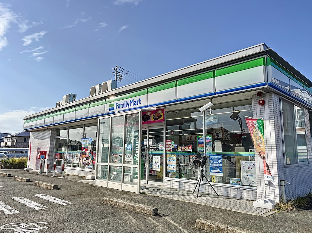 スカイコート三門 コンビニ