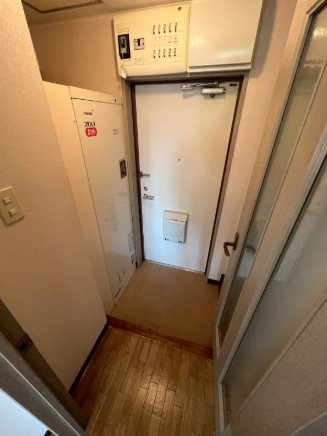 マ・グランⅢ 玄関