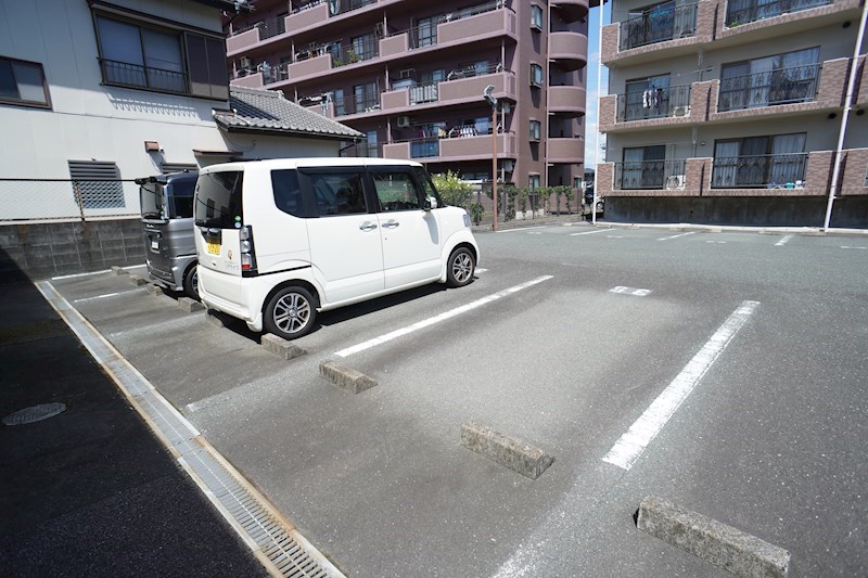 アムゼ楊子Ⅲ 駐車場