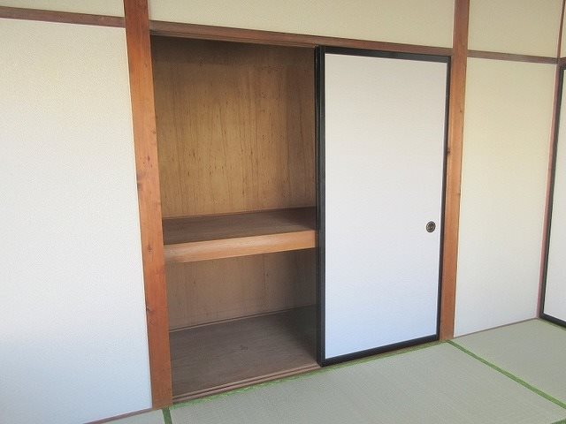 袴田様貸家 収納