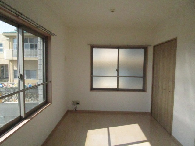 シャンツェ志都呂 ベッドルーム