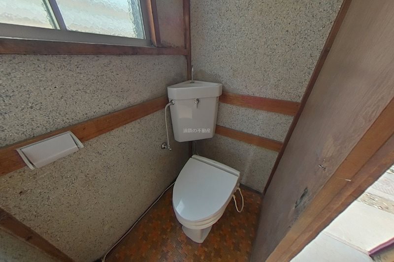 鴨江2丁目貸家 トイレ
