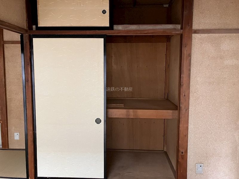 鴨江2丁目貸家 収納