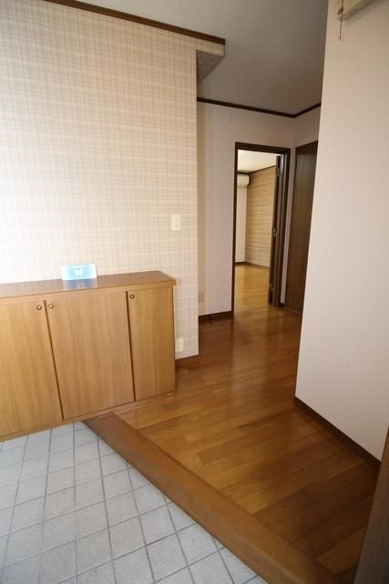 ビラ　コンテ 玄関