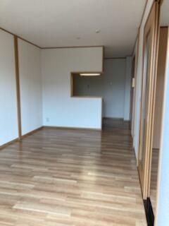 ドミール市野 リビング