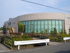 サンパティークＡ 図書館