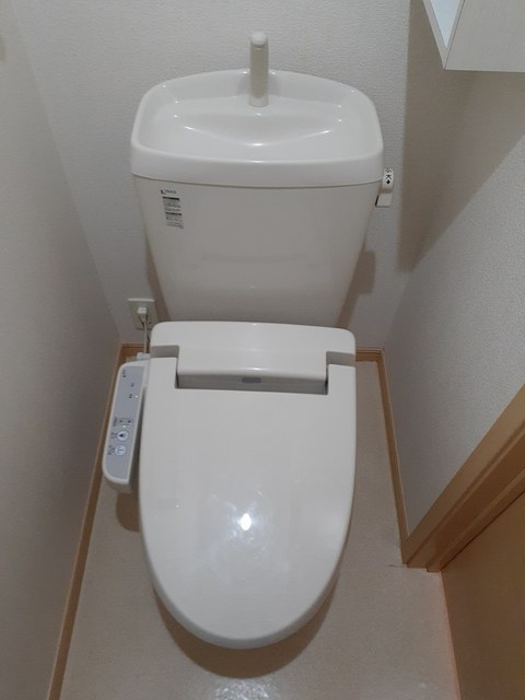 ウィスティリア１ トイレ