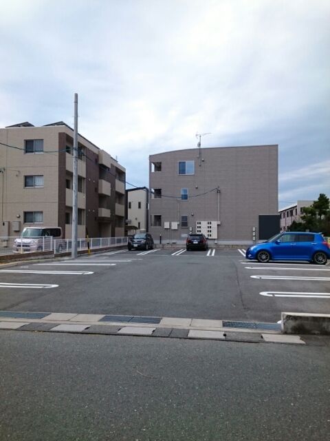 マーガレット　ウッズ 駐車場